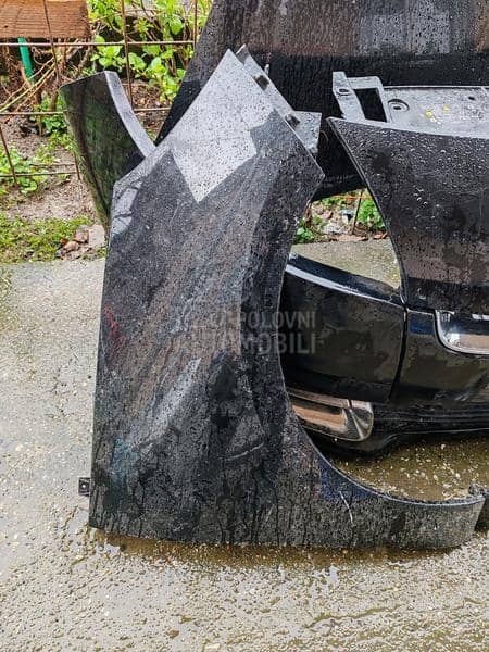 branik hauba krilo farovi