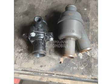 Kuciste termostata za Land Rover Freelander od 1998. do 2006. god.