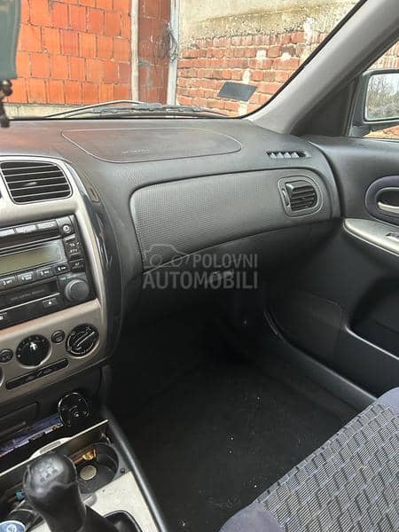 Mazda 323 