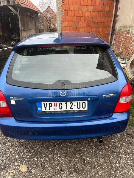 Mazda 323 