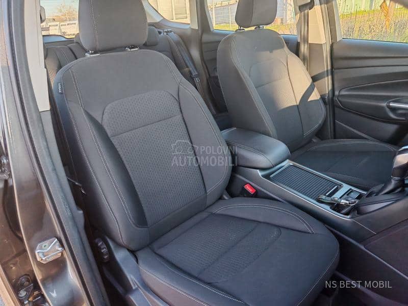 Ford Kuga 2.0TDCi/Titanium/Aut