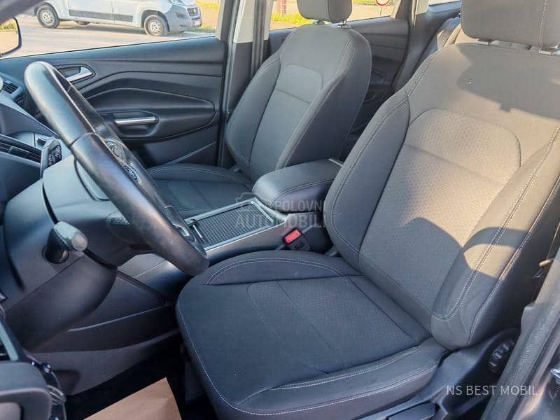 Ford Kuga 2.0TDCi/Titanium/Aut