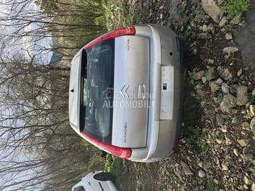 Citroen C4 2007. god. -  kompletan auto u delovima