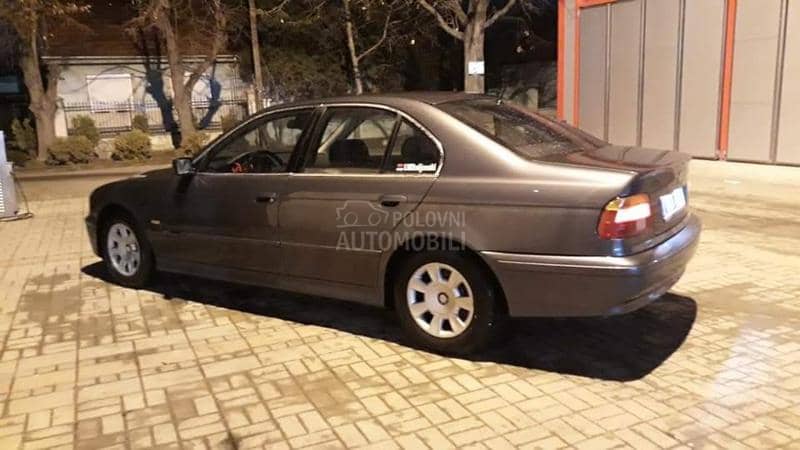 BMW 520 e39