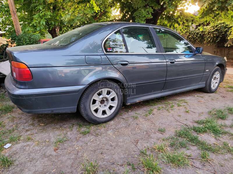 BMW 520 e39