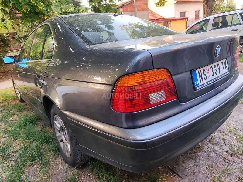 BMW 520 e39