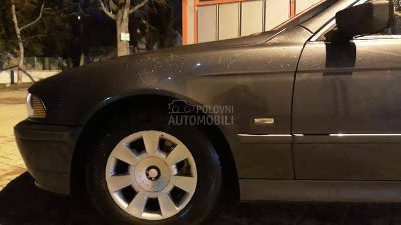 BMW 520 e39