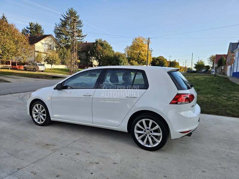 Volkswagen Golf 7 1.6 TDI DSG