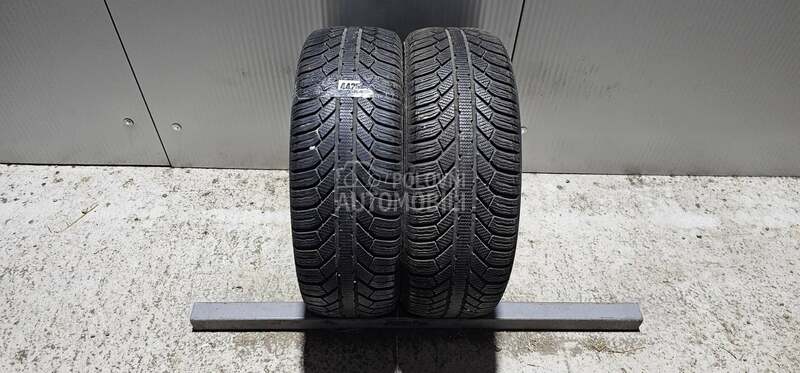 Semperit 215/60 R16 Zimska
