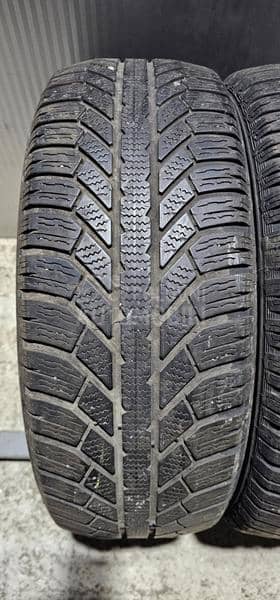 Semperit 215/60 R16 Zimska