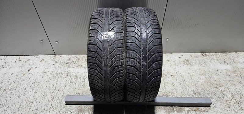 Semperit 215/60 R16 Zimska