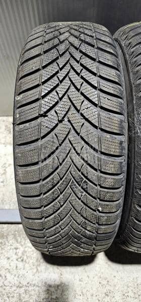Semperit 215/60 R16 Zimska