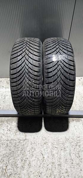 Semperit 215/60 R16 Zimska