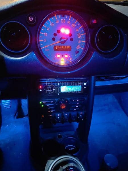 MINI Cooper 1.6
