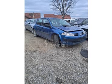 Renault Megane 2004. god. -  kompletan auto u delovima