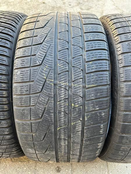 Pirelli 275/30 R20 Zimska