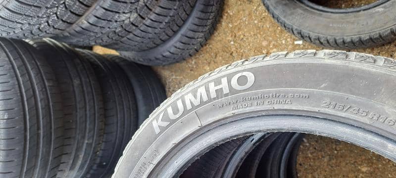 Kumho 215/45 R16 Zimska