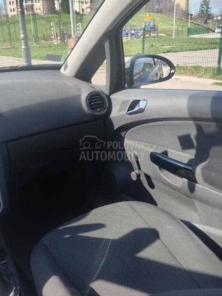 Opel Corsa D 