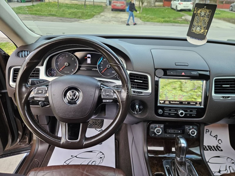 Volkswagen Touareg 3.0 TDI PANO