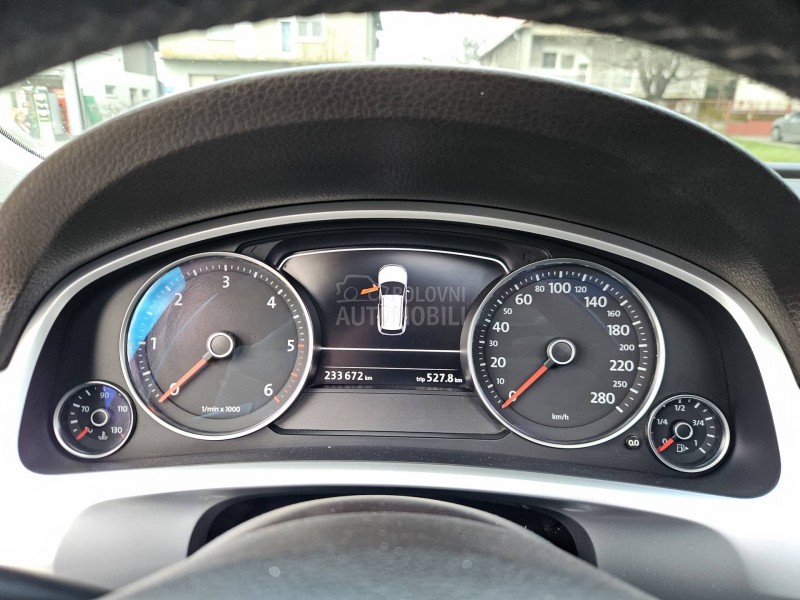 Volkswagen Touareg 3.0 TDI PANO