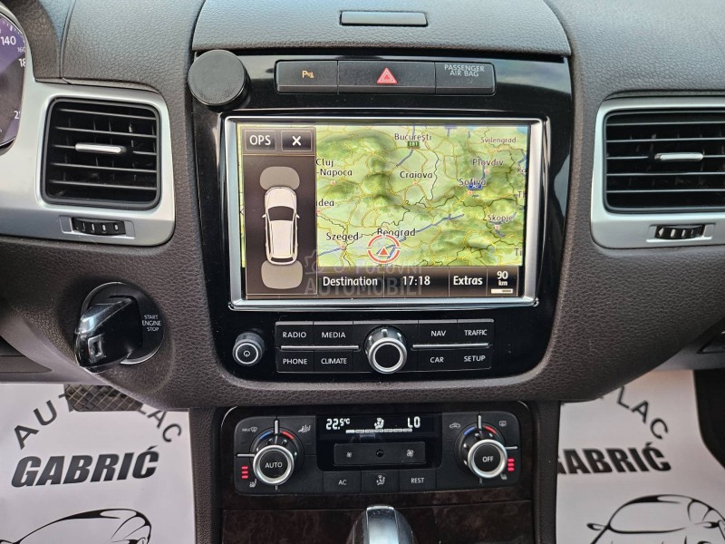 Volkswagen Touareg 3.0 TDI PANO