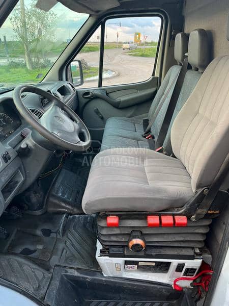 Mercedes Benz Sprinter 413