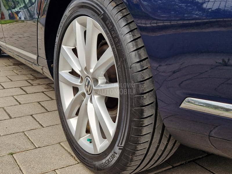 Volkswagen Passat B7 1.4 TSI HIGHLINE DSG