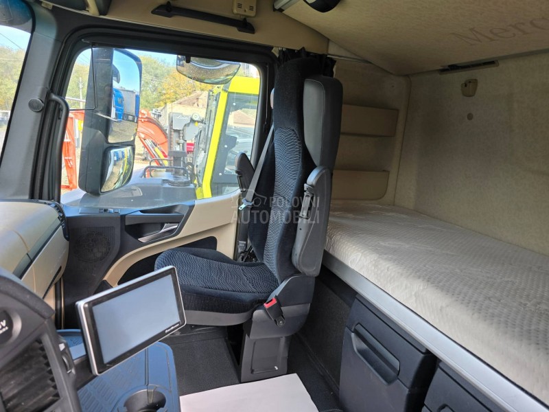 Mercedes Benz Actros 1842