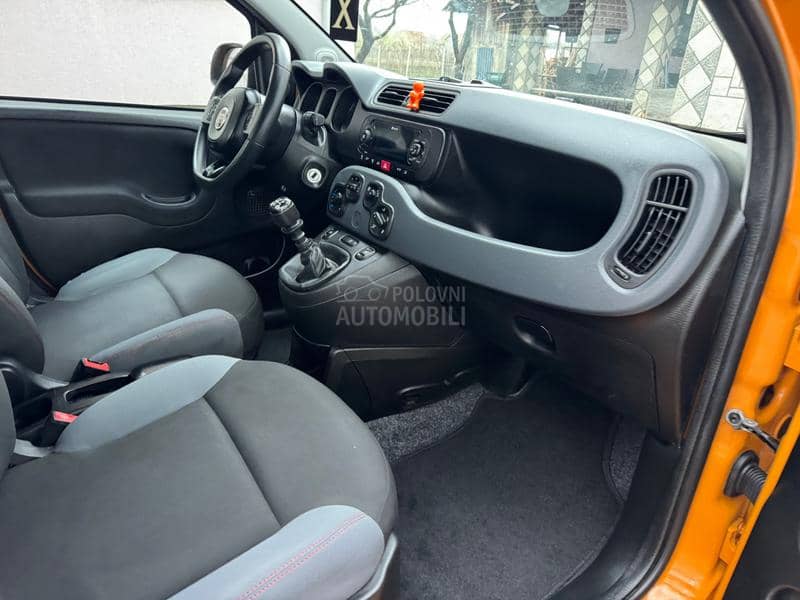 Fiat Panda 1.2 8v LOUNGE NOV CH