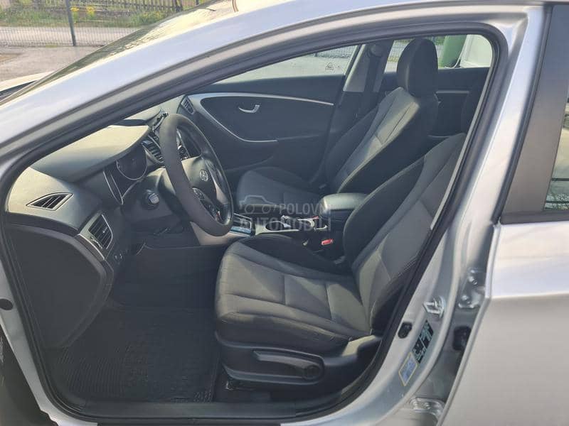 Hyundai i30 A U T O M A T I K