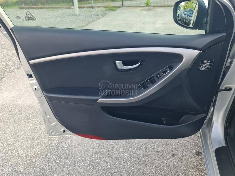 Hyundai i30 A U T O M A T I K