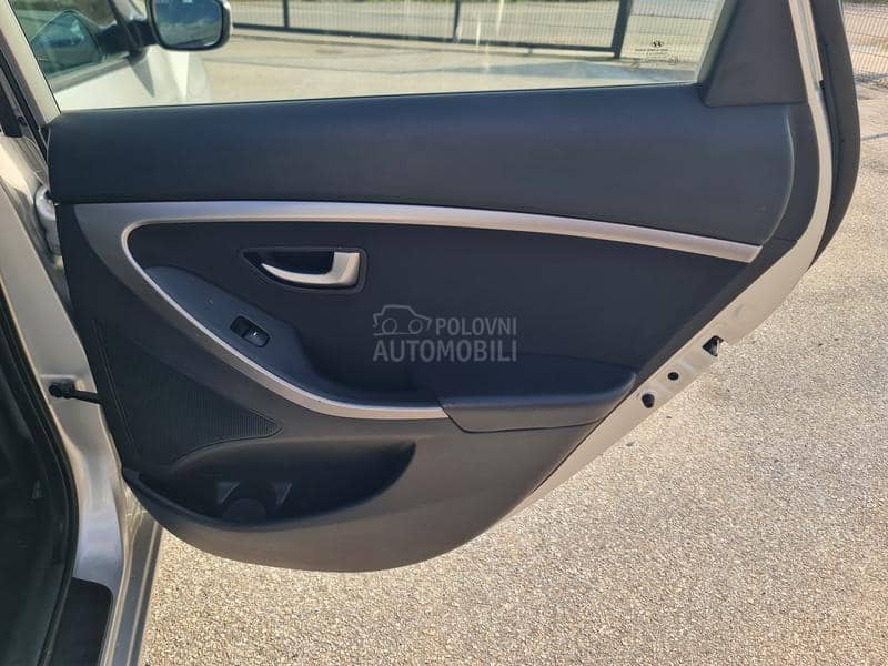 Hyundai i30 A U T O M A T I K