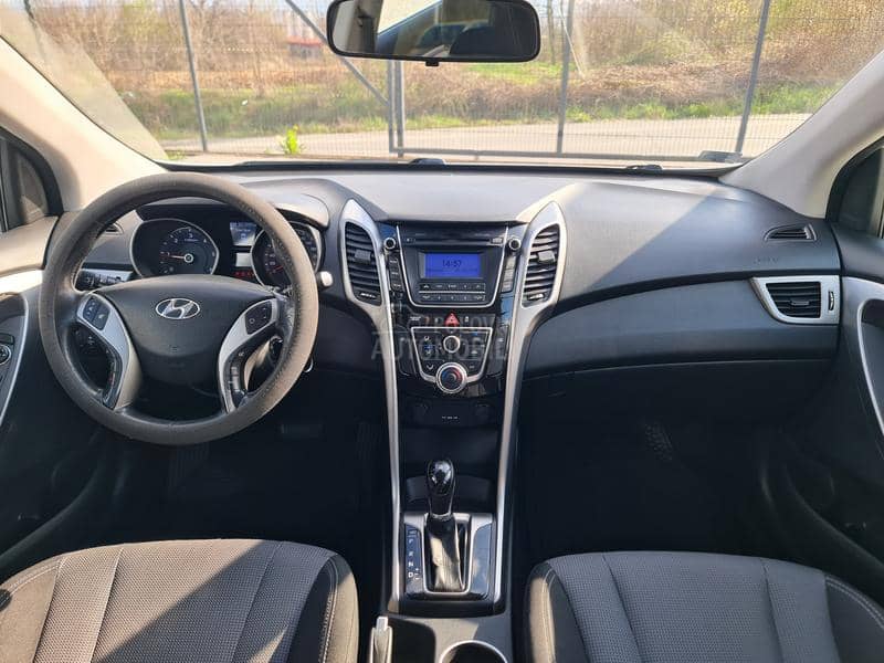Hyundai i30 A U T O M A T I K