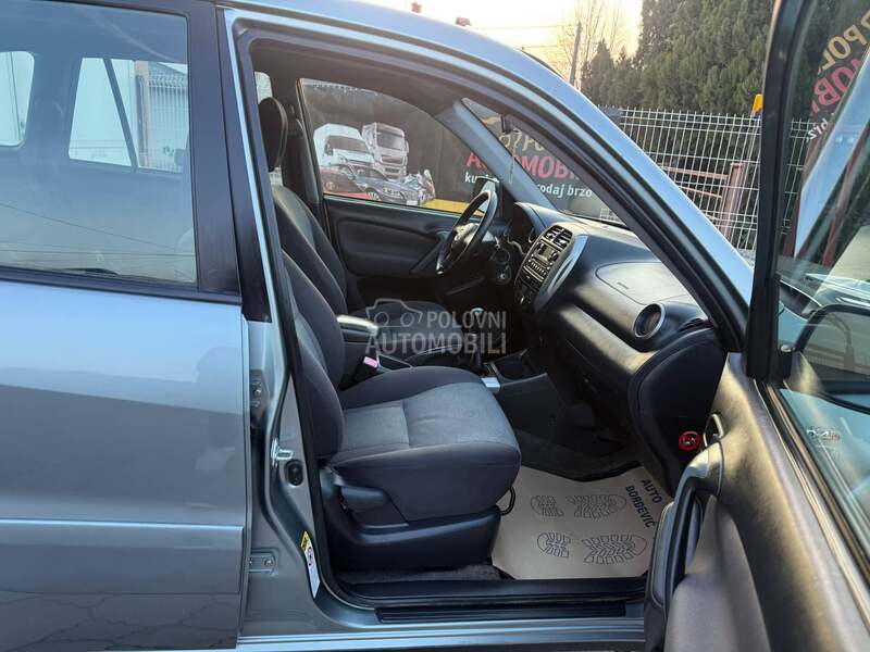 Toyota RAV 4 2.0D 4x4 0DLICAN