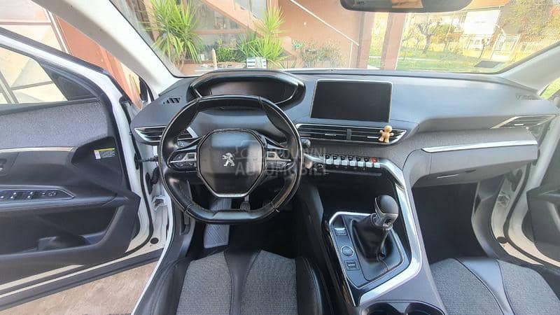 Peugeot 3008 1.5 HDI