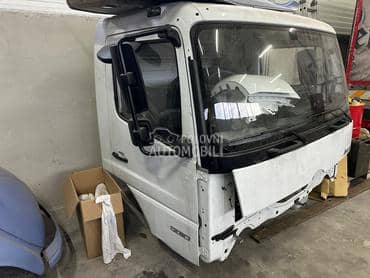 Nova kabina za Mercedes Atega