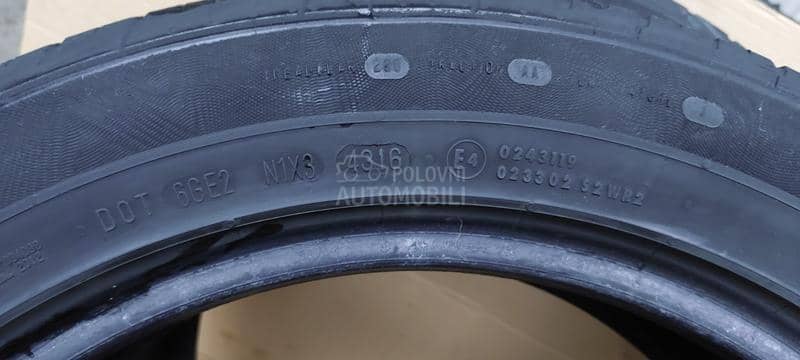 Continental 215/55 R18 Letnja