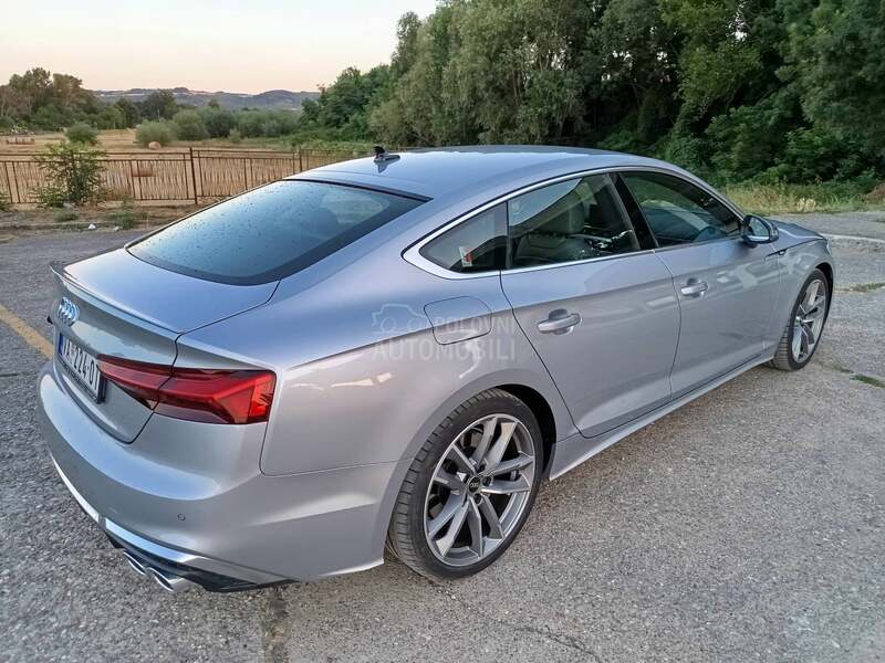 Audi S5 