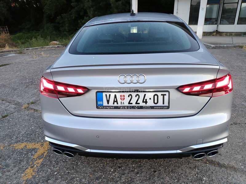 Audi S5 