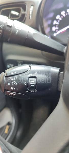 Citroen C3 Čitaj Opiis