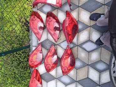 zadnje stop lampe stop svetla za Peugeot 207