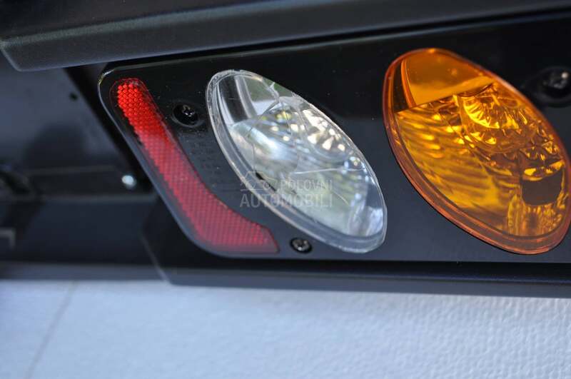 Originalni auto nosac za 2 elektro bicikle za kuku