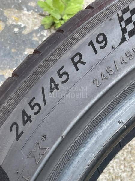 Michelin 245/45 R19 Letnja