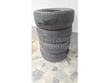 Hankook 235/55 R18 Zimska