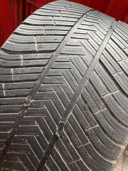 Michelin 285/35 R20 Zimska