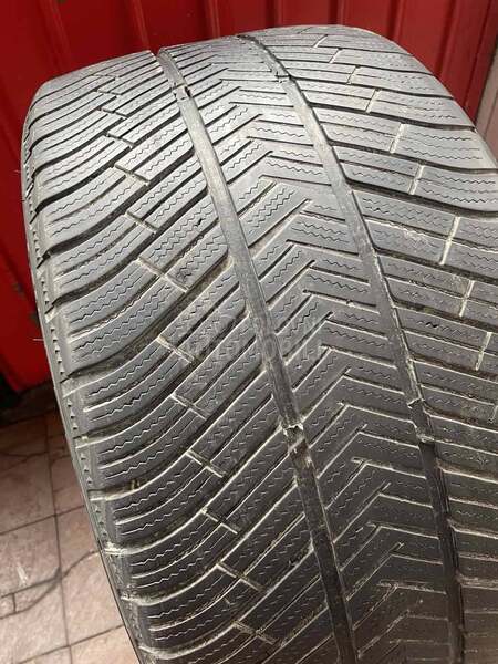 Michelin 285/35 R20 Zimska