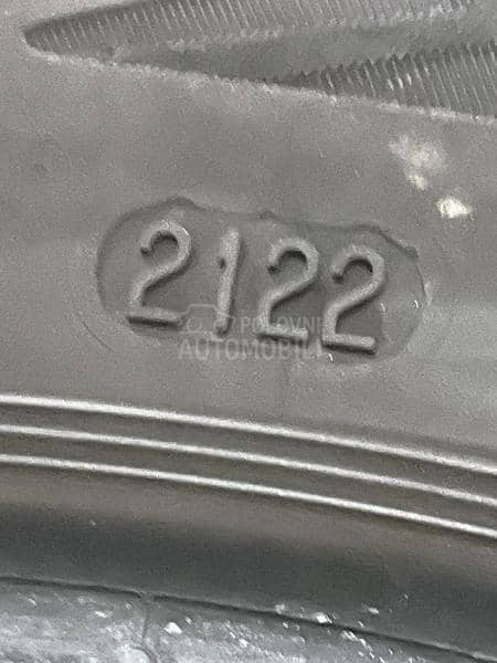 Continental 235/45 R18 Letnja
