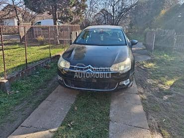 Citroen C5 -  kompletan auto u delovima