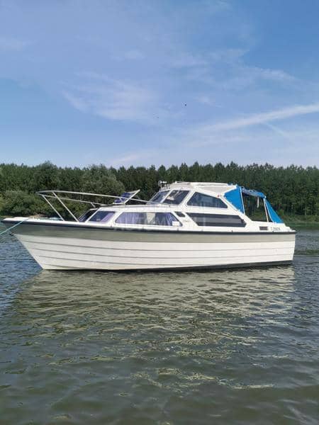 Saga boats 7000