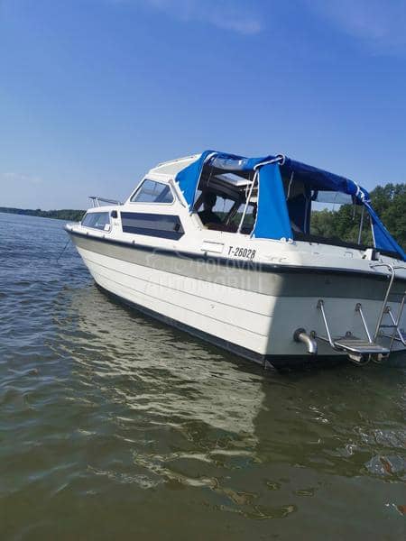 Saga boats 7000